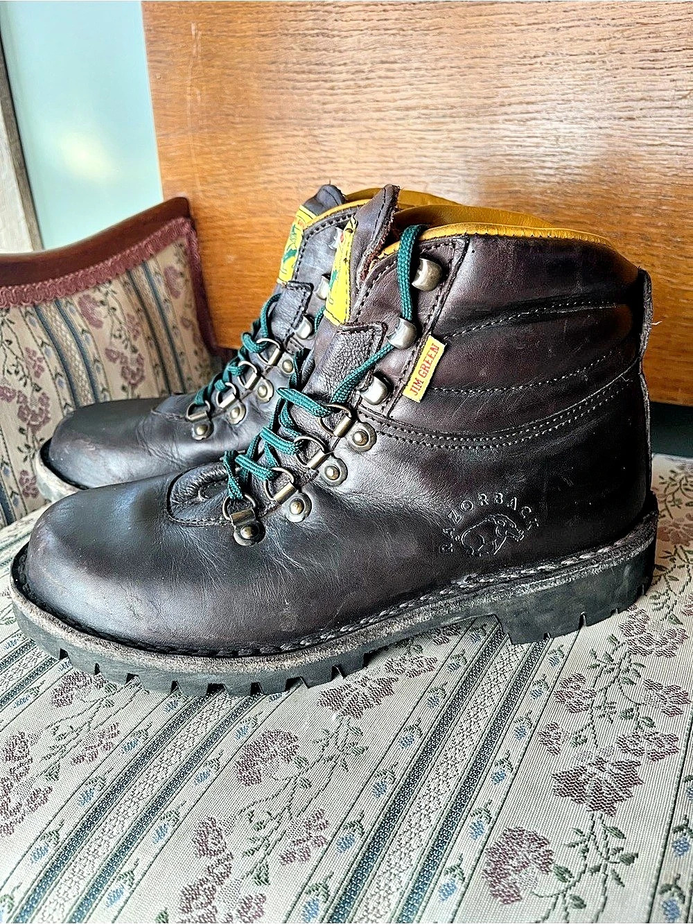 Jim Green Razorback boots in size 9